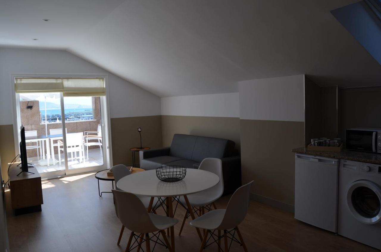 Hotel Airinos 3* Cangas Extérieur photo