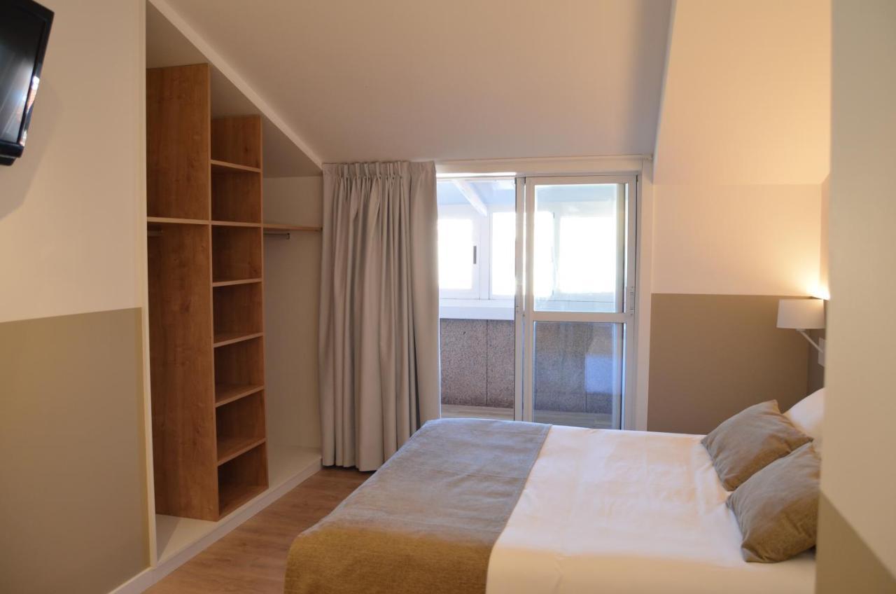 Hotel Airinos 3* Cangas Extérieur photo