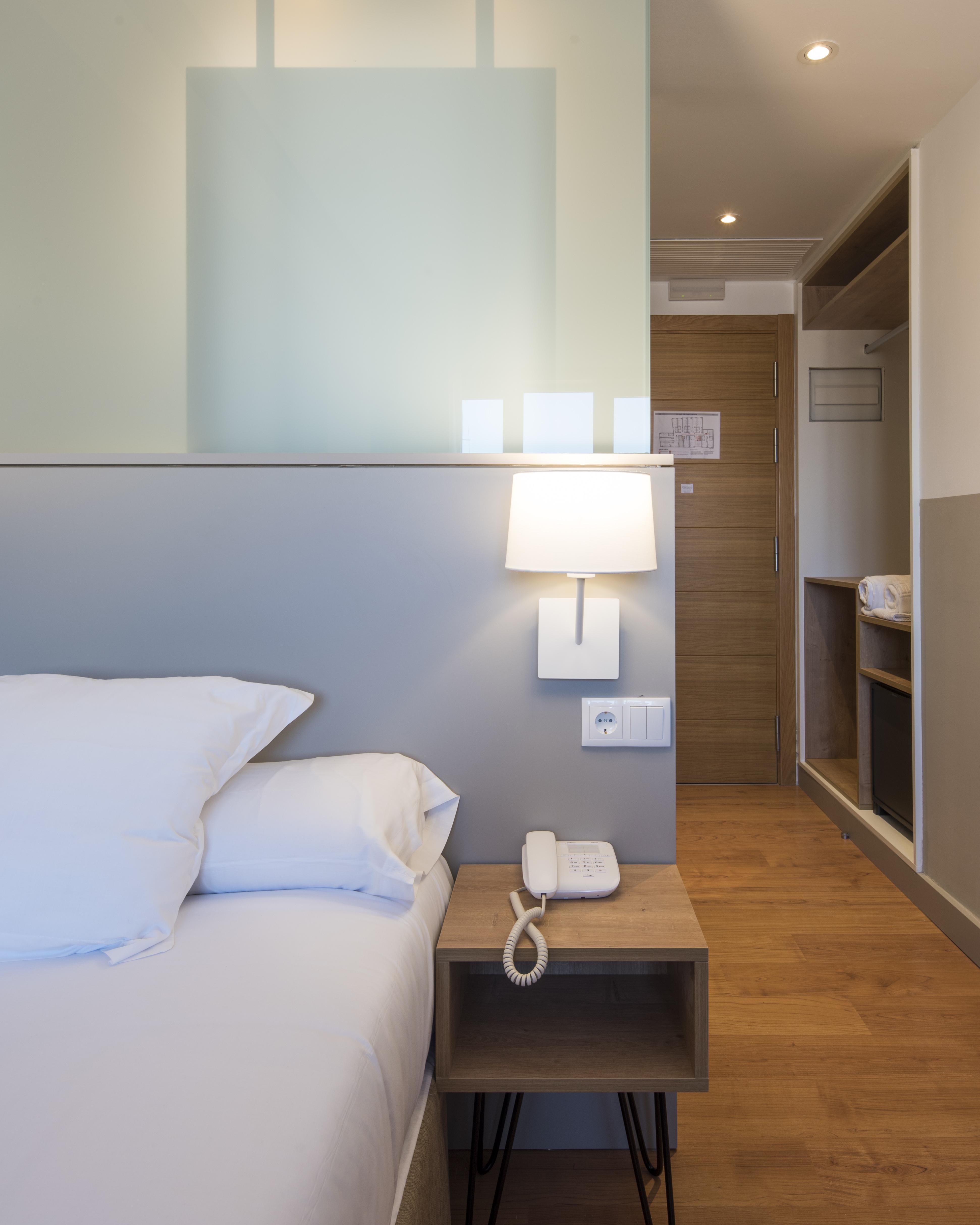 Hotel Airinos 3* Cangas Extérieur photo